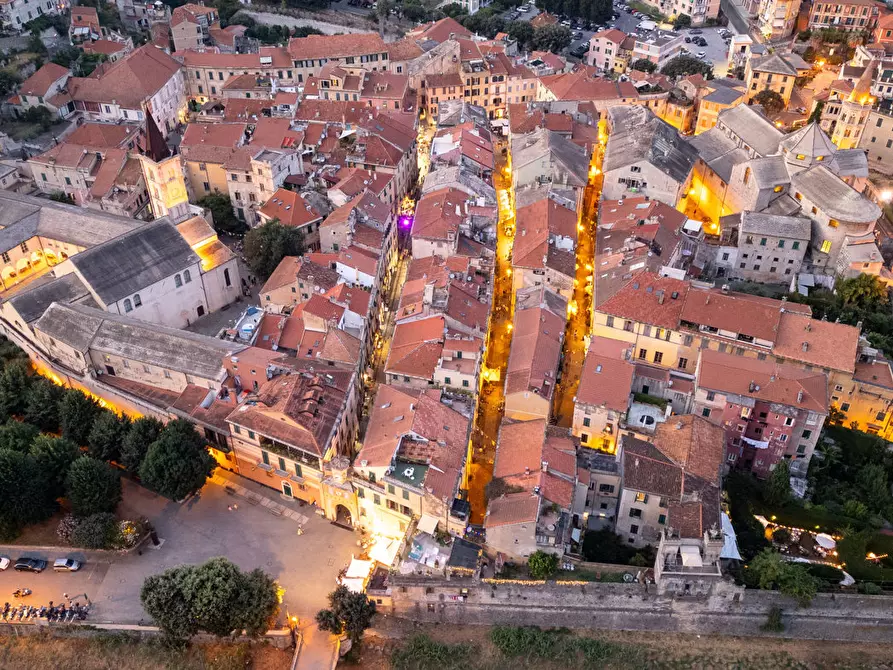 Immagine 23 di Appartamento in vendita  in Via Del Cigno a Finale Ligure