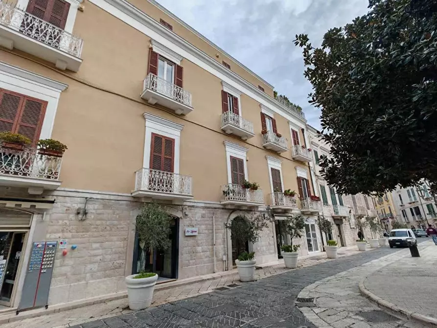 Immagine 3 di Appartamento in vendita  in Piazza della LibertÃ , 6 a Trani