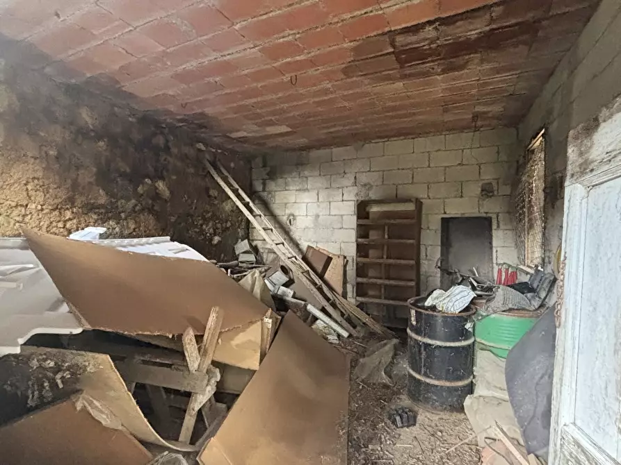 Immagine 24 di Rustico / casale in vendita  in Via Casale Basso, snc a Alatri
