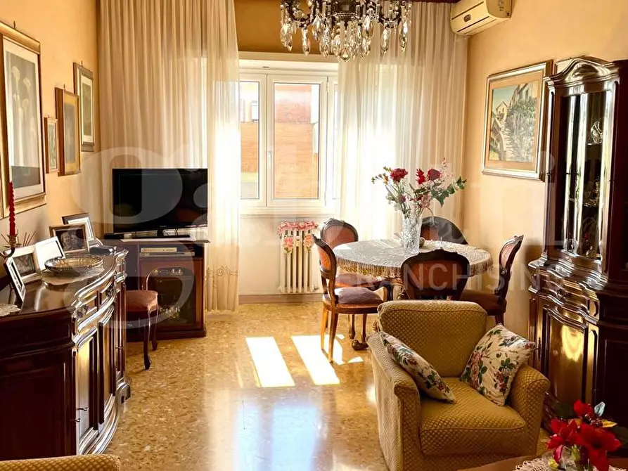 Immagine 7 di Appartamento in vendita  in Via MARCO BESSO, 10 a Roma