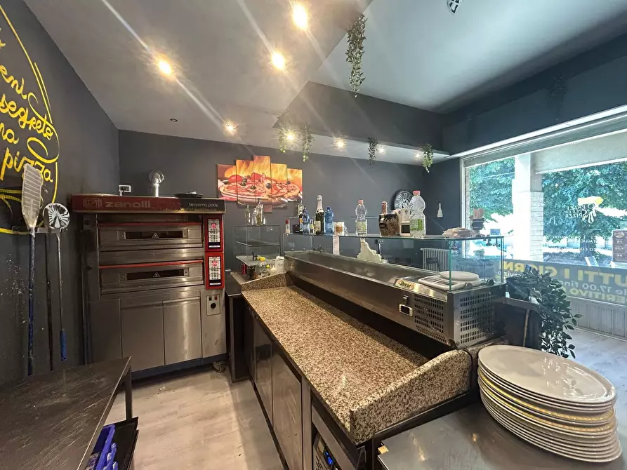 Immagine 12 di Attività commerciale in vendita  in Via Pinerolo, 47 a Piossasco