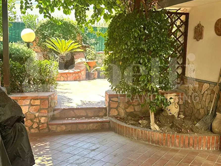 Immagine 17 di Casa indipendente in vendita  in Corso Umberto I, 193 a Torre Annunziata