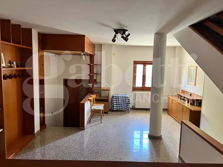 Immagine 1 di Palazzo in vendita  in Via RIMEMBRANZE, 131 a Montemesola