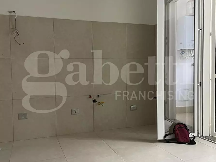 Immagine 5 di Appartamento in vendita  in Via nazionale appia a Curti