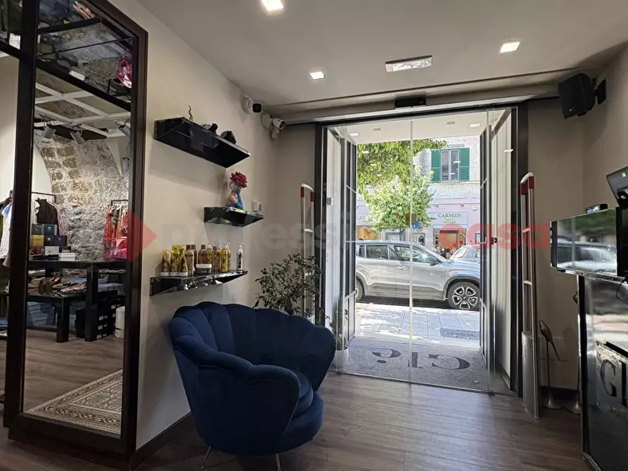Immagine 20 di Attività commerciale in vendita  in Via ROMA, 113 a Terracina