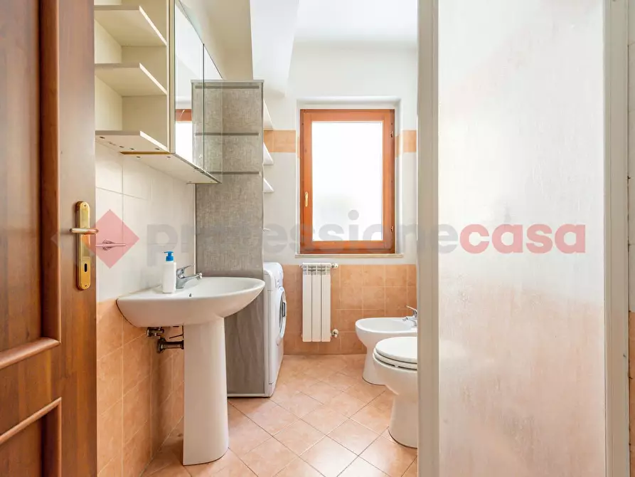 Immagine 10 di Appartamento in vendita  in Via delle Passiflore, 19 a Roma