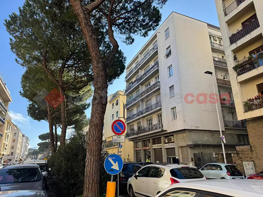 Immagine 10 di Negozio in affitto  in Viale DUSE a Firenze