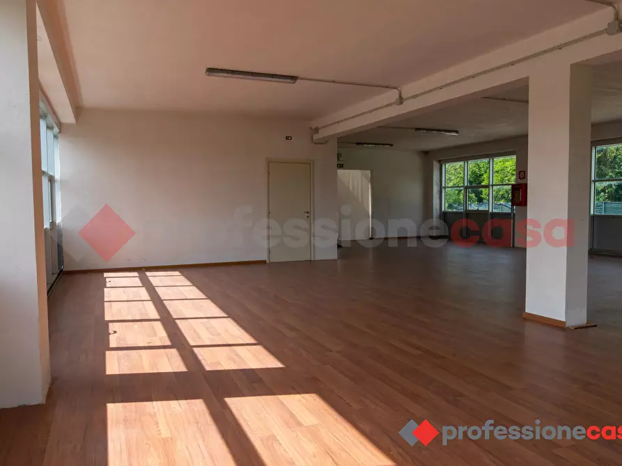 Immagine 10 di Negozio in affitto  in Via san francesco, snc a Anagni