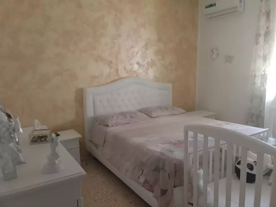 Immagine 16 di Appartamento in vendita  in Piazza BRODOLINI, 208 a Taranto