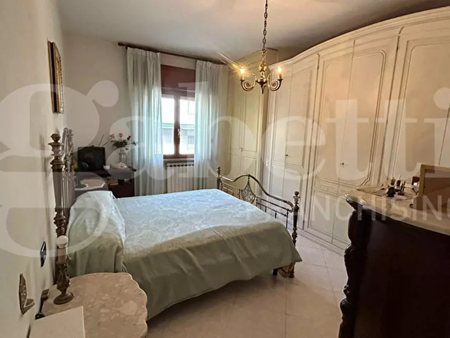 Immagine 9 di Appartamento in vendita  in Via Michele Guadagno a Napoli