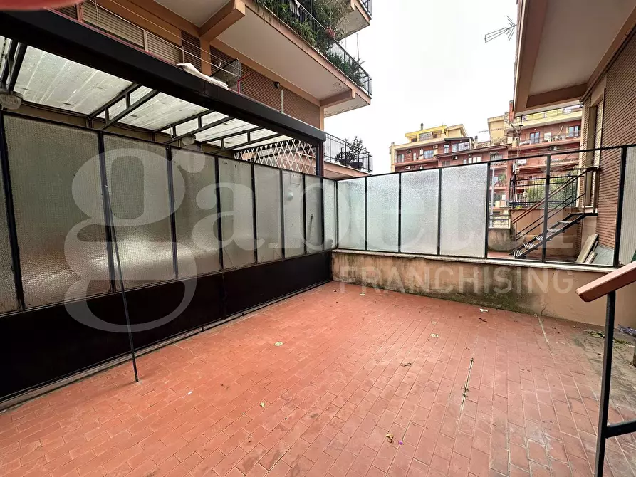 Immagine 30 di Appartamento in vendita  in Viale manzoni, 51 a Pomezia