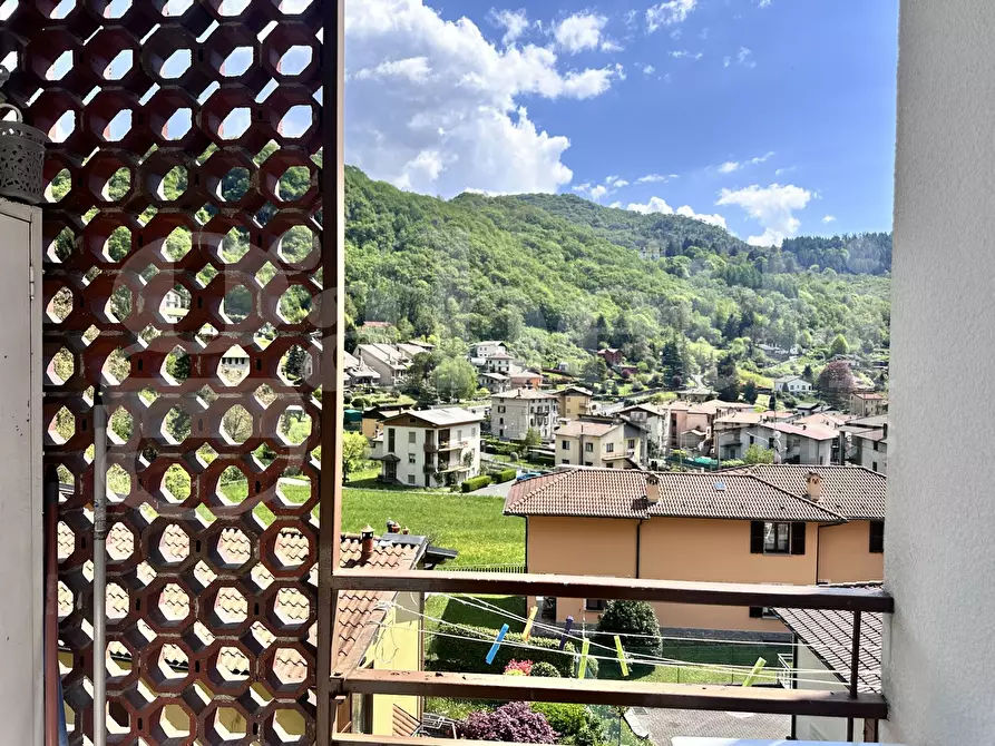 Immagine 8 di Appartamento in vendita  in Via Volta, 1 a Barni