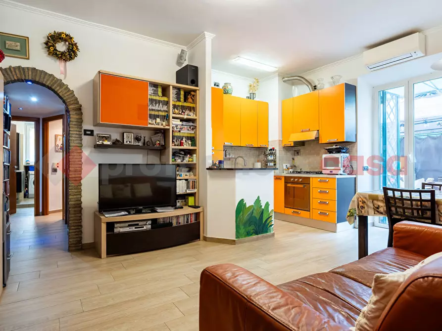 Immagine 1 di Appartamento in vendita  in Via Beltrami Scalia a Roma