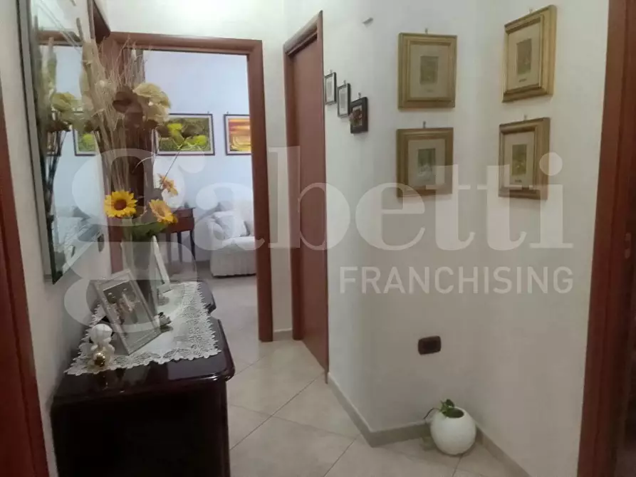 Immagine 3 di Appartamento in vendita  in Via MASSIMO D'AZEGLIO, SP a Taranto