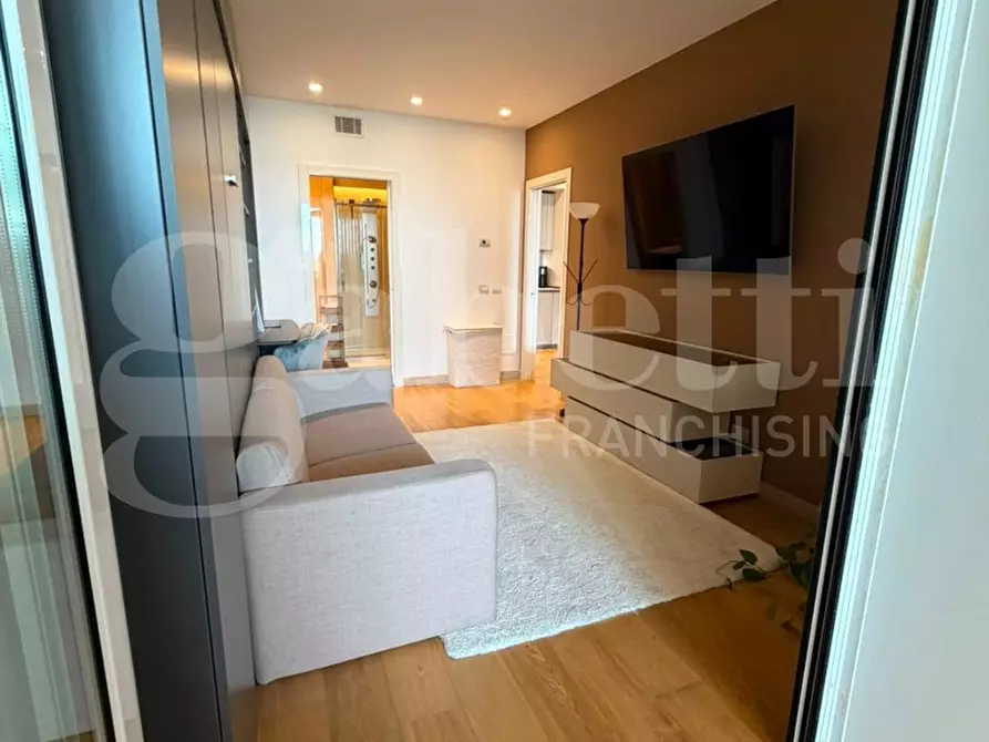Immagine 29 di Appartamento in vendita  in Via Giorgio Ribotta, 21 a Roma