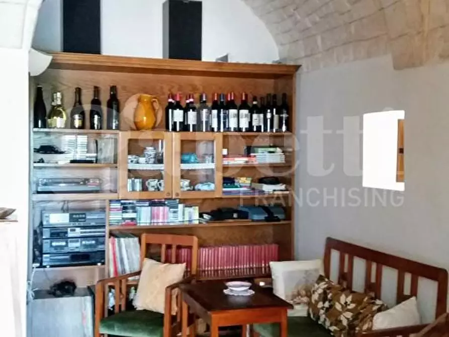 Immagine 21 di Villa in vendita  in Via Degli Emigranti- c.da Varratta a Ceglie Messapico