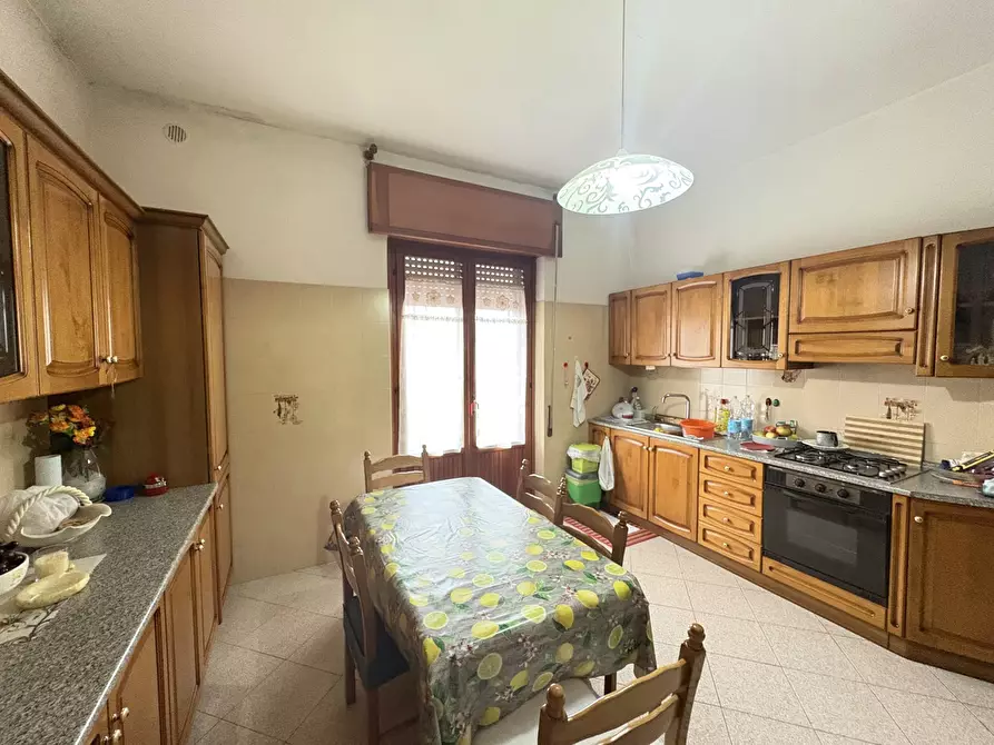 Immagine 2 di Appartamento in vendita  in Via Angelo Aliprandi, 12 a Roma