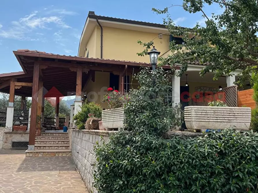 Immagine 42 di Casa bifamiliare in vendita  in Via Isole dei Ciclopi a Roma