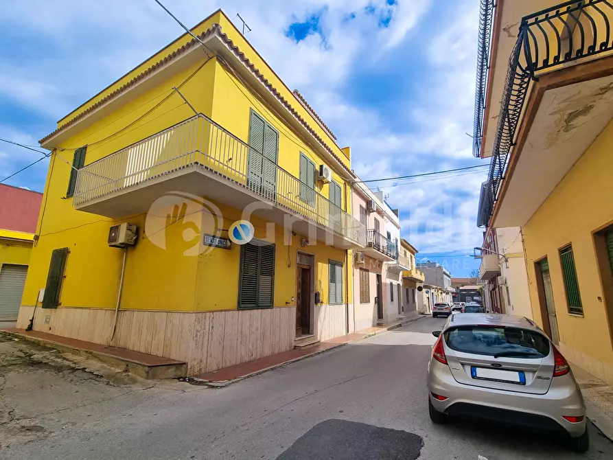 Immagine 1 di Terratetto in vendita  in Via Francesco Azzolini a Avola