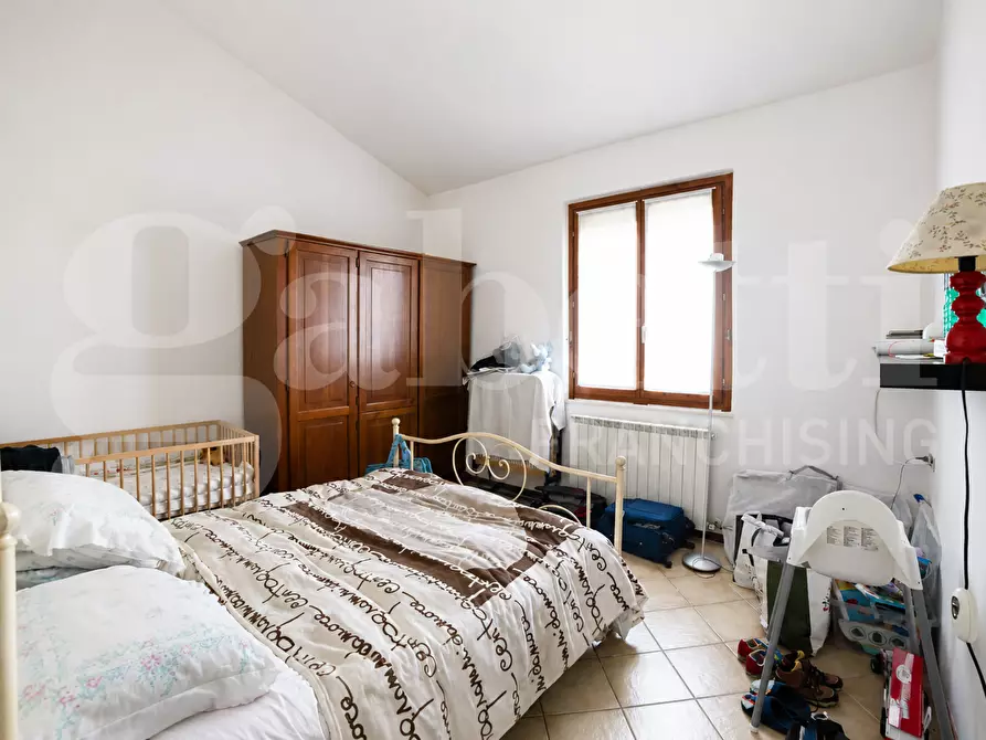 Immagine 5 di Casa indipendente in vendita  in Via PIETRO NENNI, 13 a Torgiano