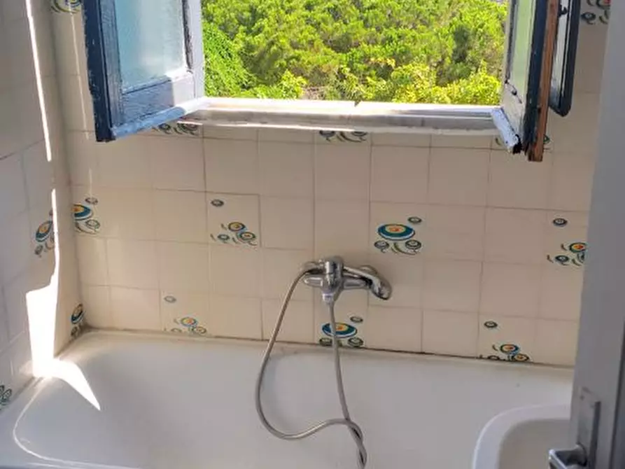 Immagine 17 di Rustico / casale in vendita  in Via R.Margherita, 27 a Messina