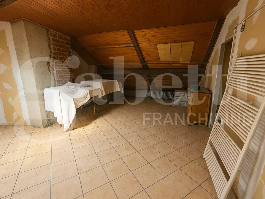 Immagine 8 di Appartamento in vendita  in Via Vittorio Emanuele II, 18 a Chieri