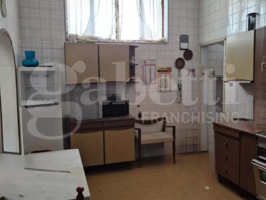 Immagine 3 di Appartamento in vendita  in Traversa Maresca, 14 a Torre Annunziata