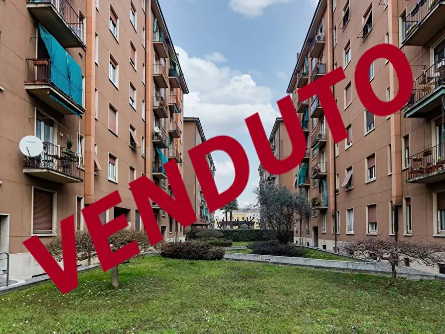 Immagine 1 di Appartamento in vendita  in Viale SUZZANI, 92 a Milano