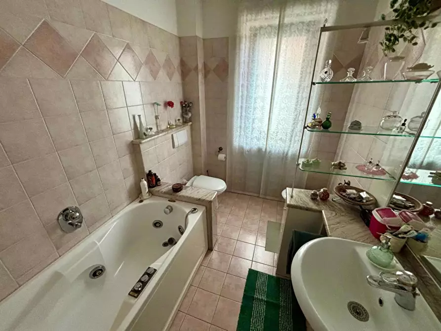 Immagine 16 di Appartamento in vendita  in Via Domenico Berti a Orbassano