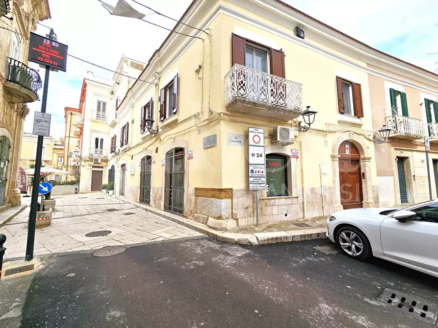 Immagine 6 di Negozio in vendita  in Piazza Municipio, 17 a San Severo