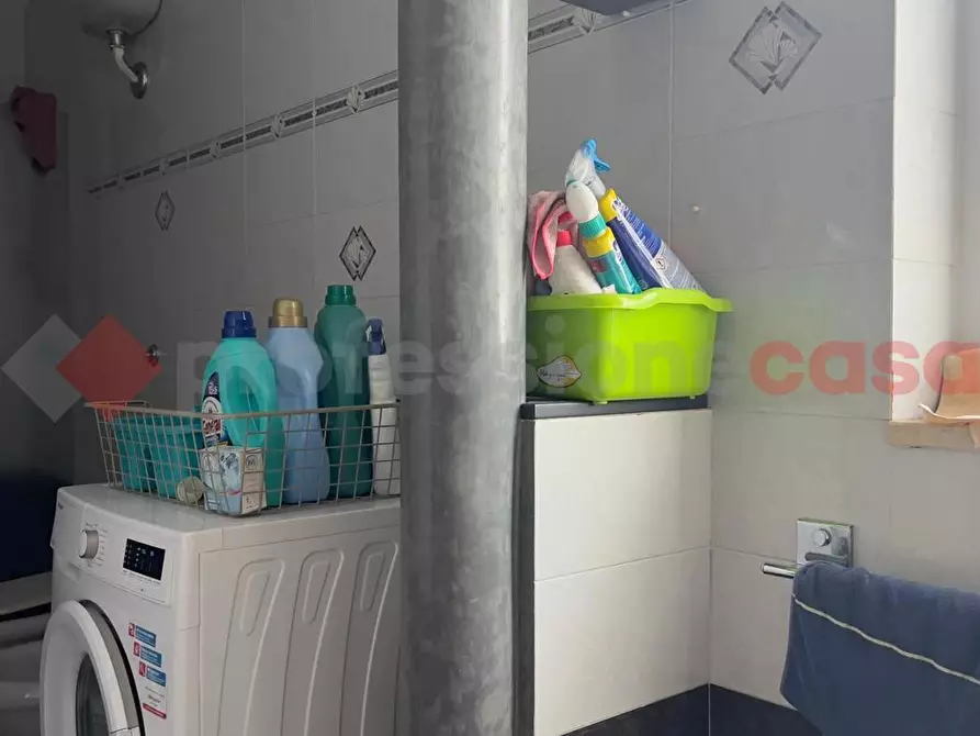 Immagine 11 di Appartamento in vendita  in Via Lorenzetti a Monopoli