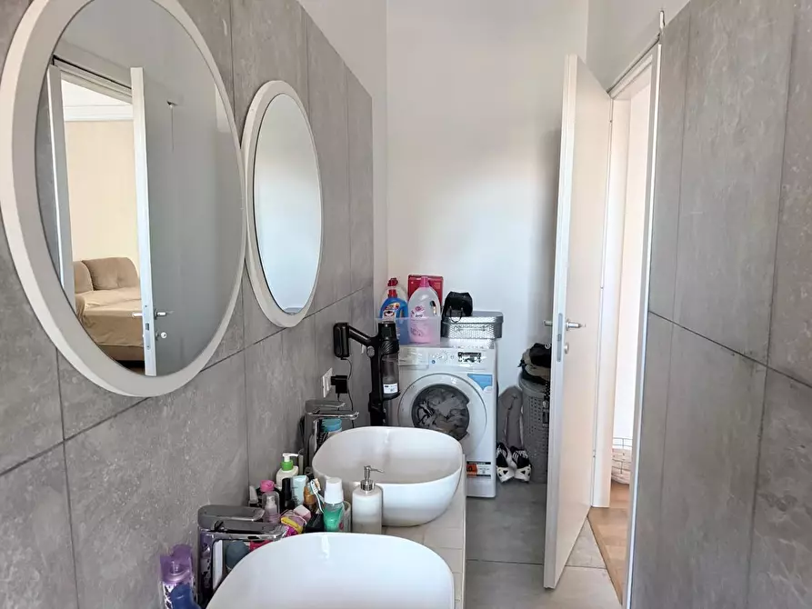Immagine 8 di Appartamento in vendita  in Piazza Derna, 225 a Torino