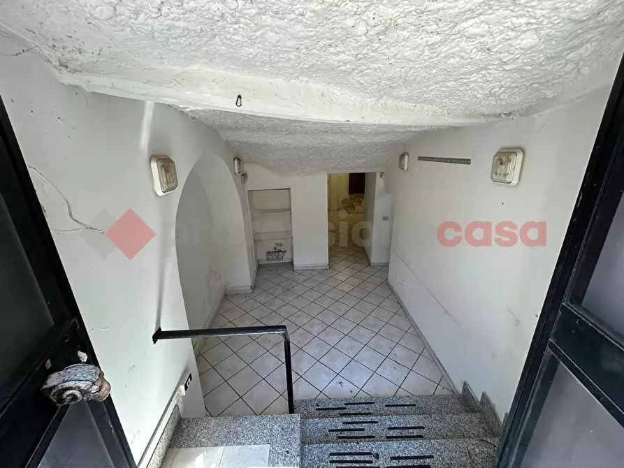 Immagine 15 di Negozio in vendita  in Piazza Guglielmo Marconi a Zagarolo