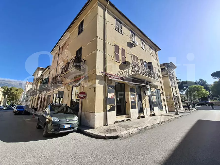 Immagine 2 di Negozio in affitto  in Via Umbertino Carrara, snc a Sora