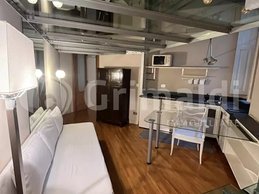 Immagine 10 di Appartamento in affitto  in Piazza dei volontari, 4 a Milano