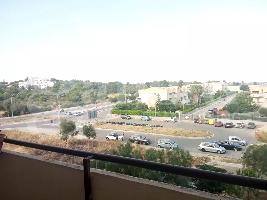 Immagine 18 di Appartamento in vendita  in Piazza SANDRO PERTINI, 22 a Taranto