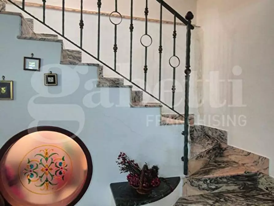 Immagine 27 di Casa indipendente in vendita  in Corso Umberto I, 193 a Torre Annunziata