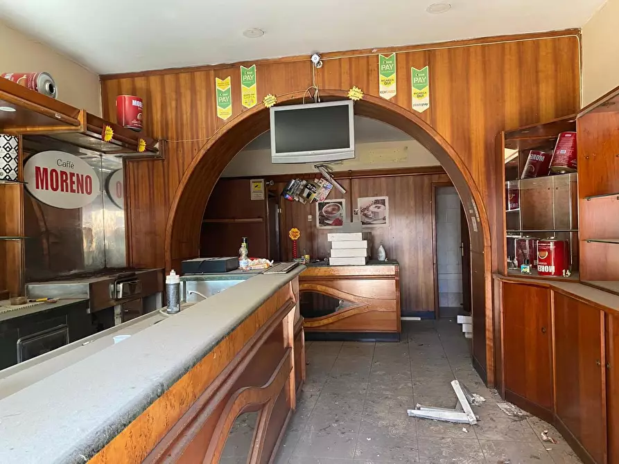 Immagine 1 di Appartamento in vendita  in Via della Stadera, 57 a Napoli