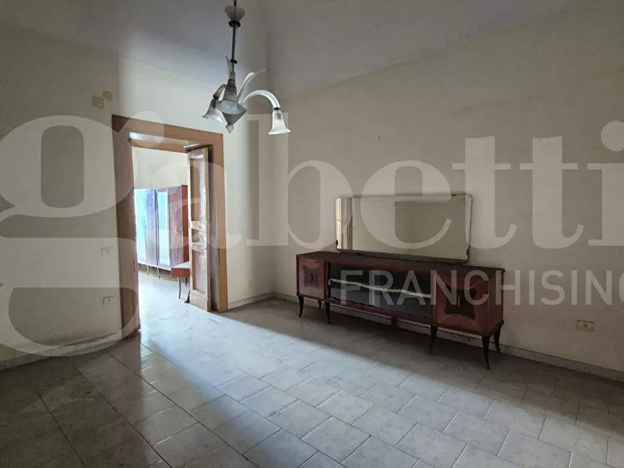 Immagine 31 di Appartamento in vendita  in Piazza Ernesto Cesaro, 13 a Torre Annunziata