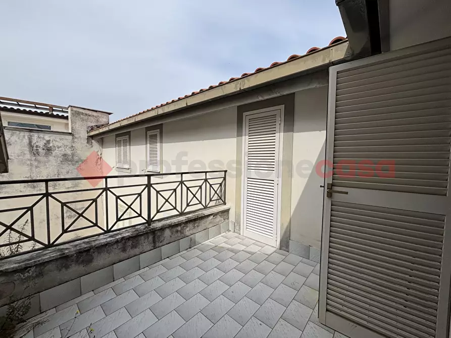 Immagine 29 di Ufficio in affitto  in Corso appio, 26 a Capua