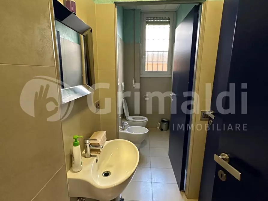 Immagine 31 di Attività commerciale in vendita  in Via Giovanni Pezzotti, 10 a Milano