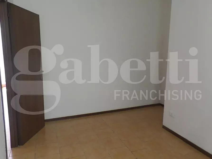 Immagine 5 di Appartamento in vendita  in Via Ugo Bassi, 59 a Cento