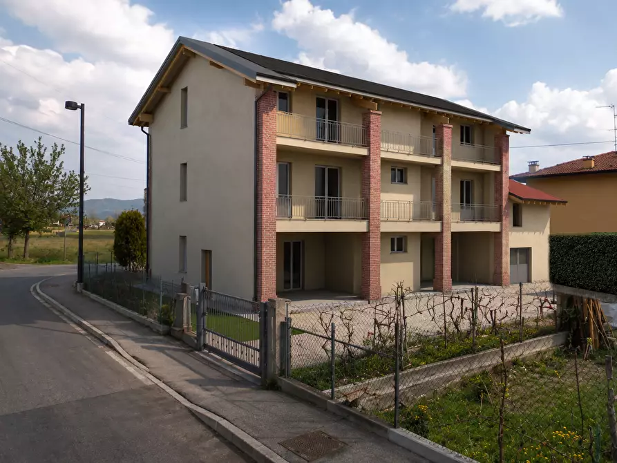 Immagine 2 di Appartamento in vendita  in Via CATTARELLO, 4 a Chiari