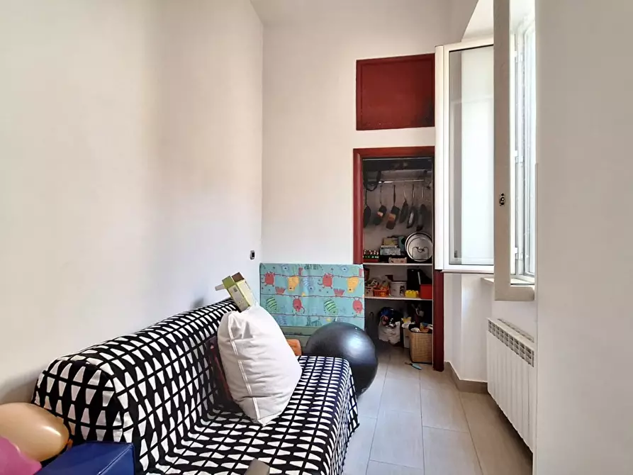 Immagine 14 di Appartamento in vendita  in Vico Castrucci a Napoli