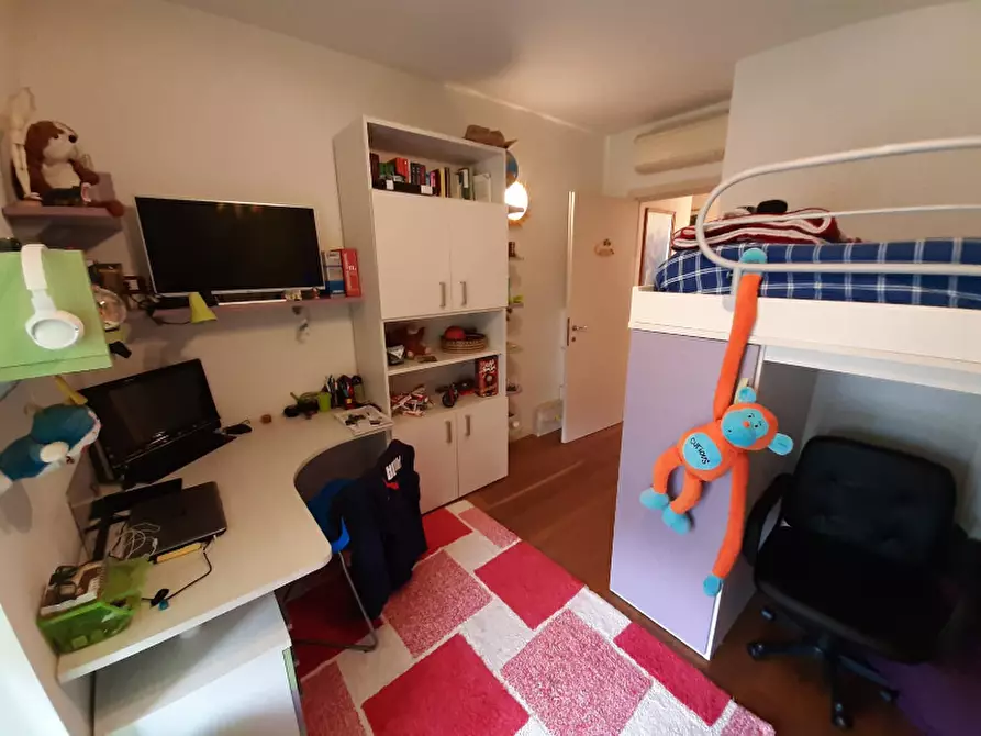 Immagine 16 di Appartamento in vendita  in Via Boschette a San Felice Del Benaco
