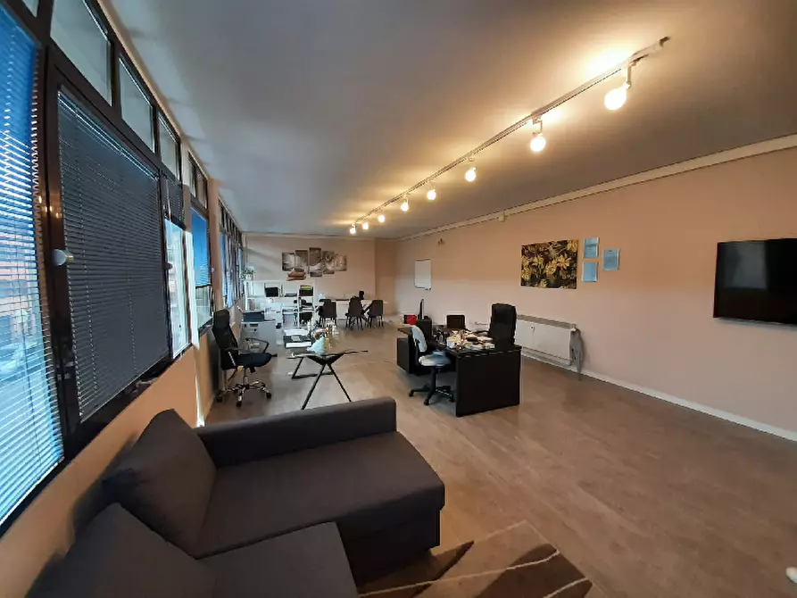 Immagine 8 di Ufficio in affitto  in Via Gosa, 20 a Gavardo