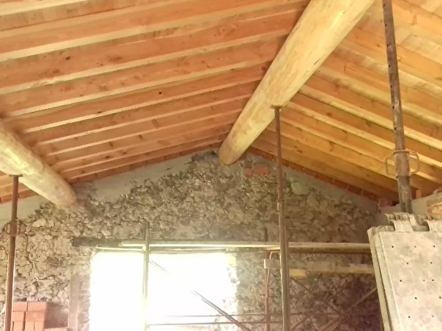 Immagine 13 di Rustico / casale in vendita  in Via Strada Statale a Lavenone