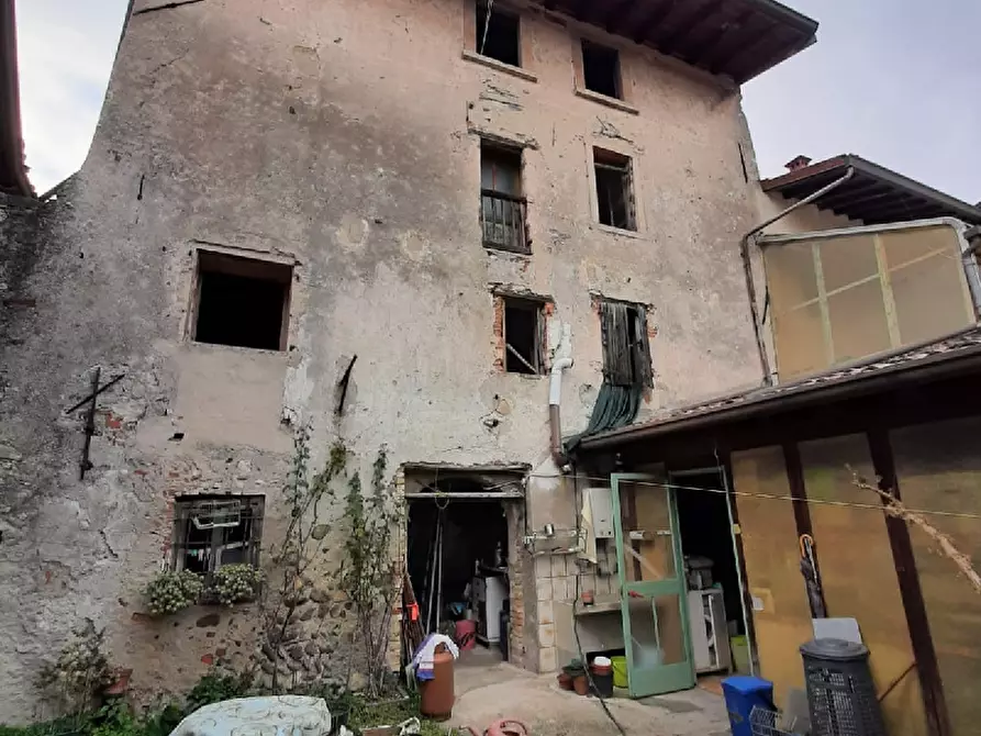 Immagine 19 di Rustico / casale in vendita  in Via Trento a San Felice Del Benaco
