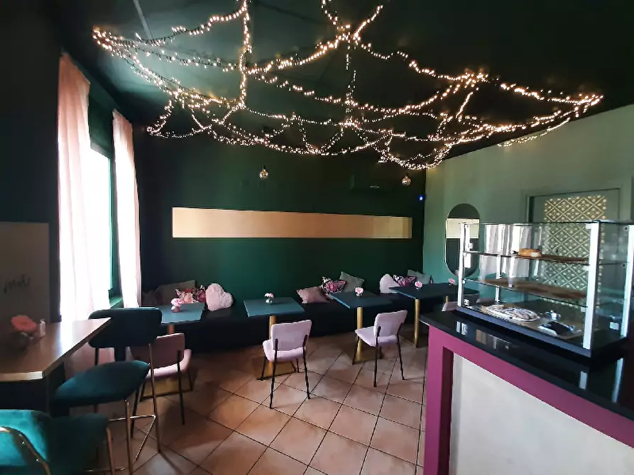 Immagine 4 di Attività commerciale in vendita  in Via Bostone a Villanuova Sul Clisi