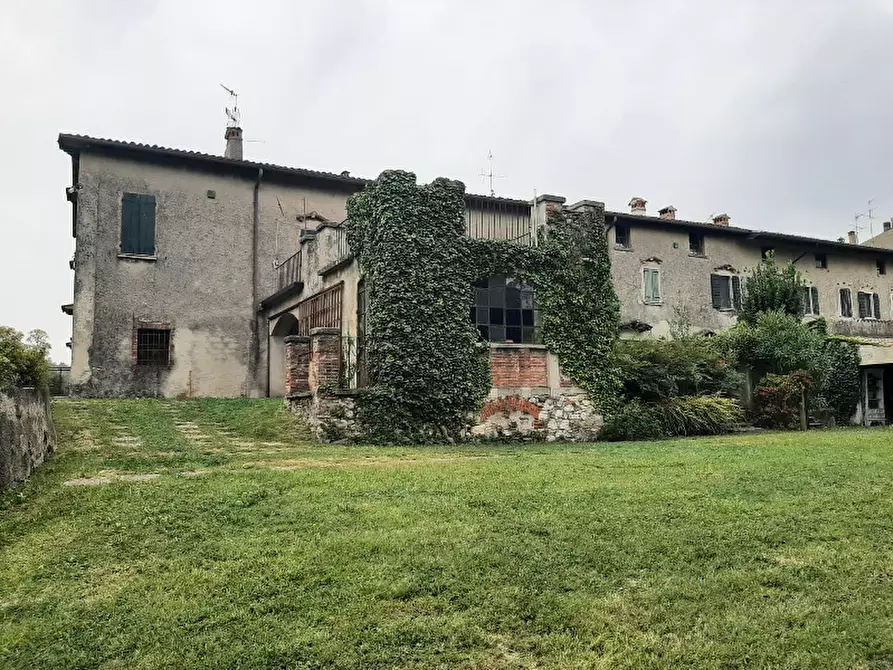 Immagine 12 di Villa in vendita  in Via Cavour a San Felice Del Benaco